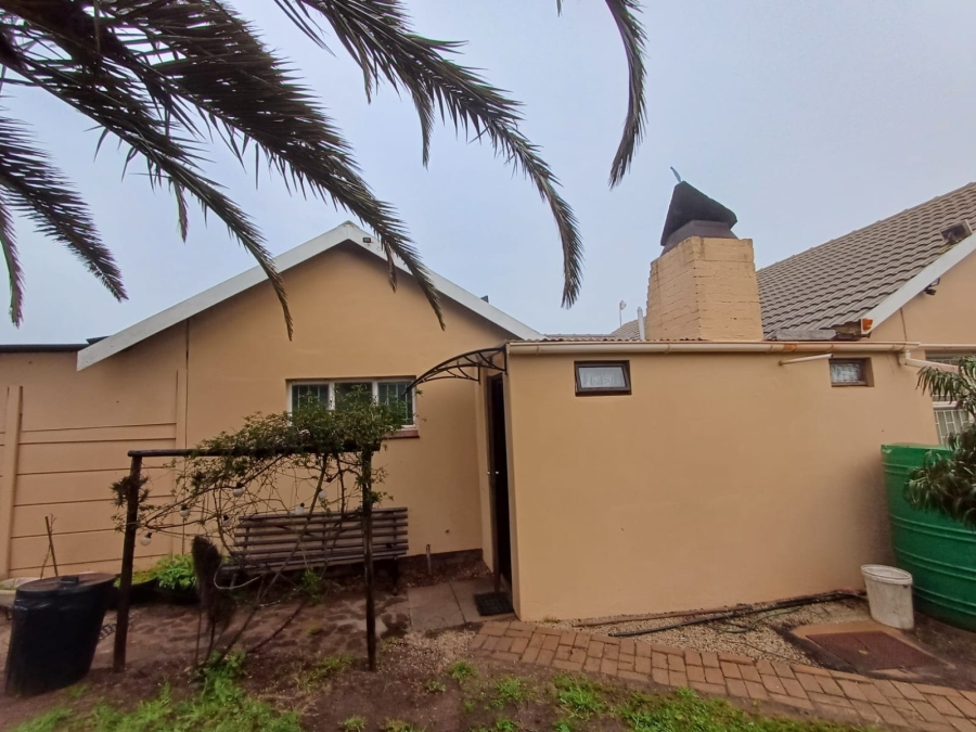 4 Bedroom Property for Sale in Vredenburg Western Cape